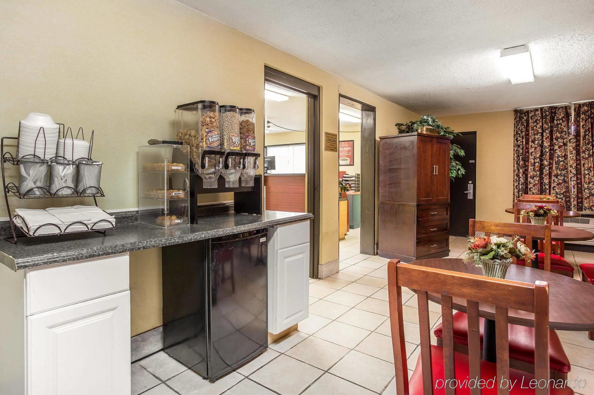 Econo Lodge Richburg Bagian luar foto