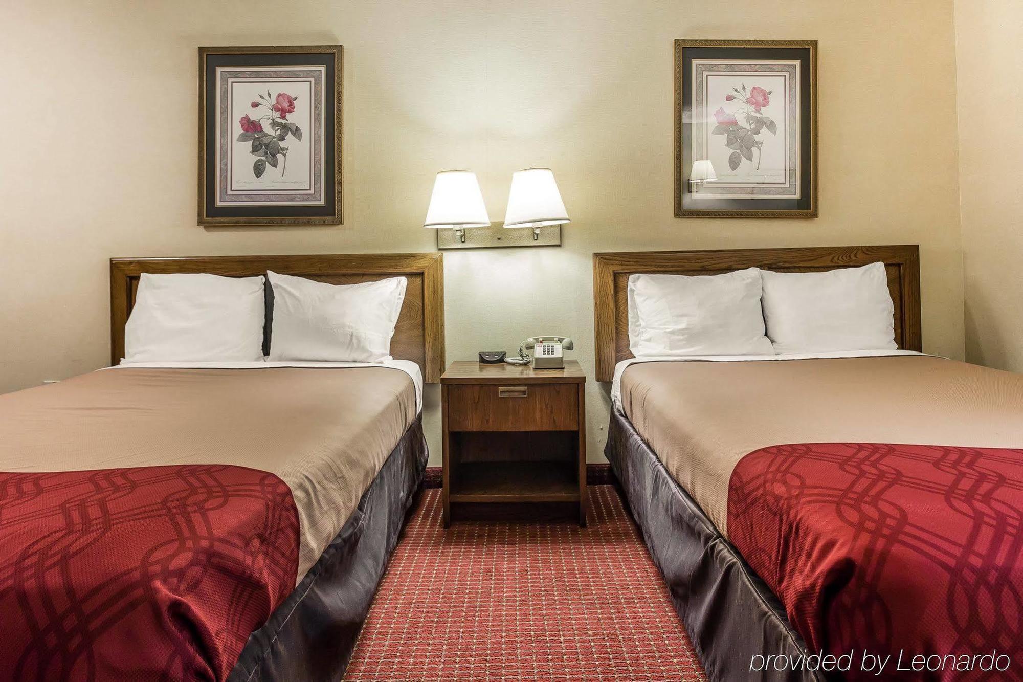 Econo Lodge Richburg Bagian luar foto