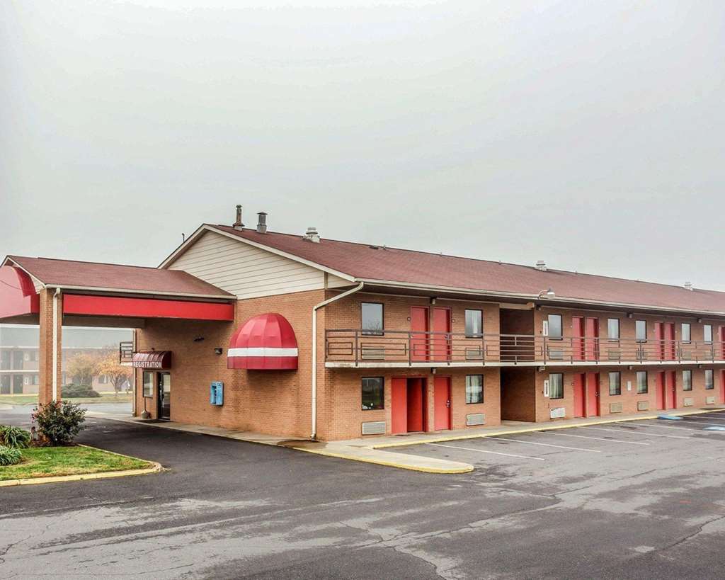 Econo Lodge Richburg Bagian luar foto