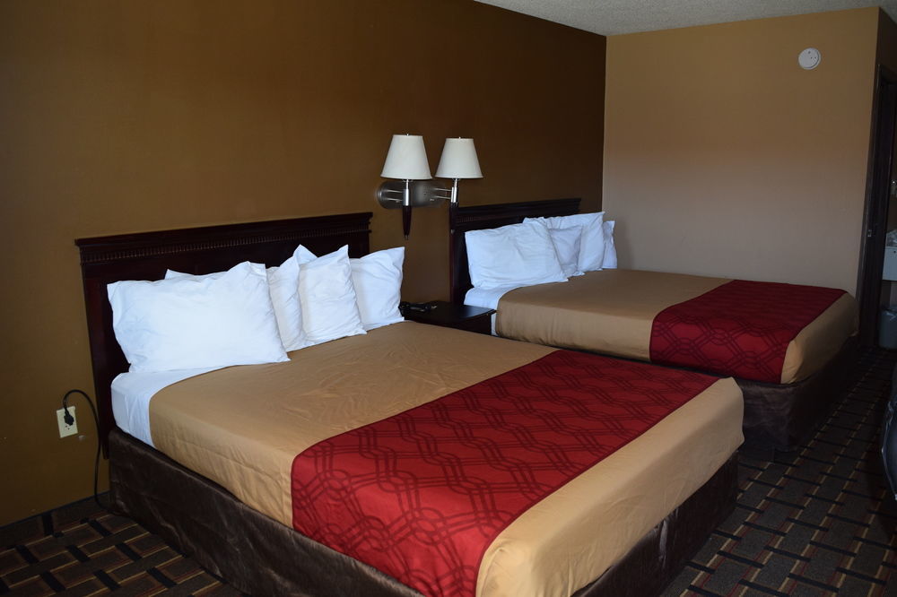 Econo Lodge Richburg Bagian luar foto